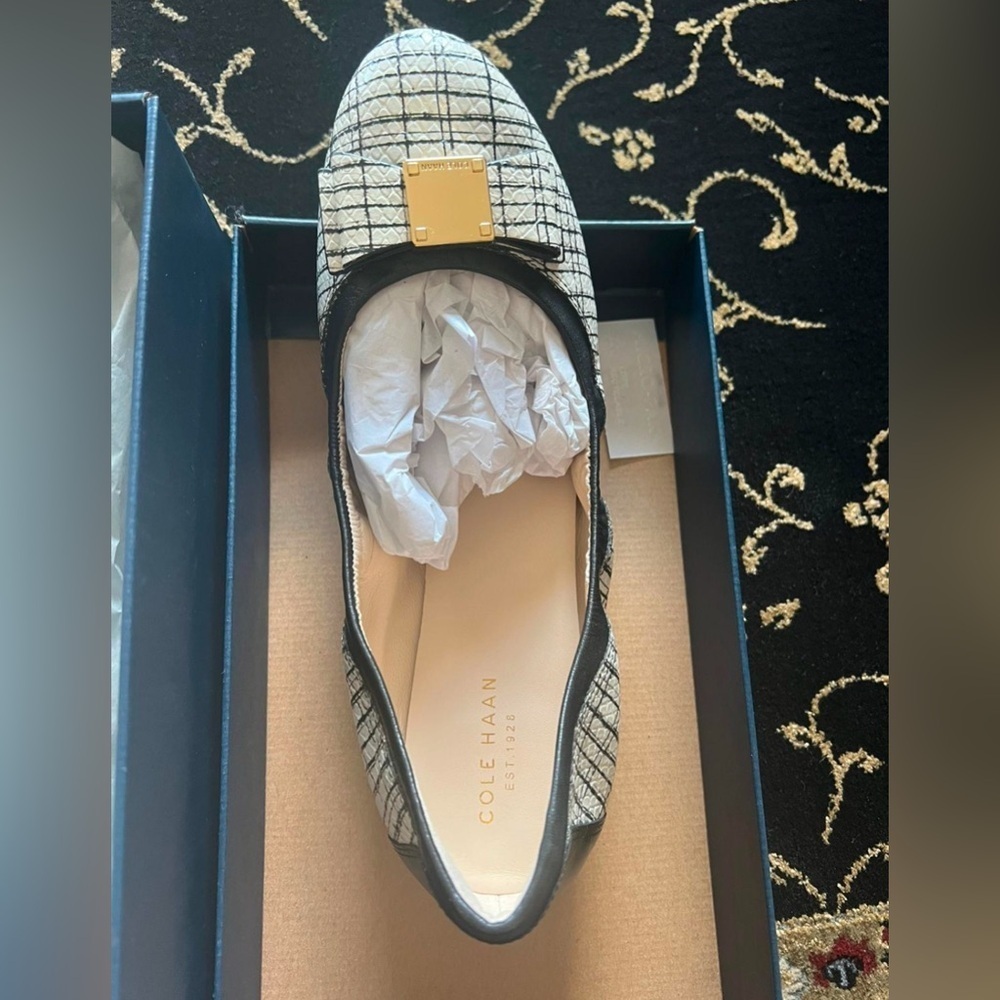 BNIB COLE HAAN TALI BOW BALLET FLATS